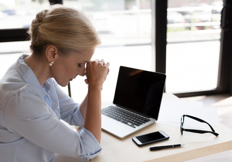 Stress-Fatigue-Business-Woman